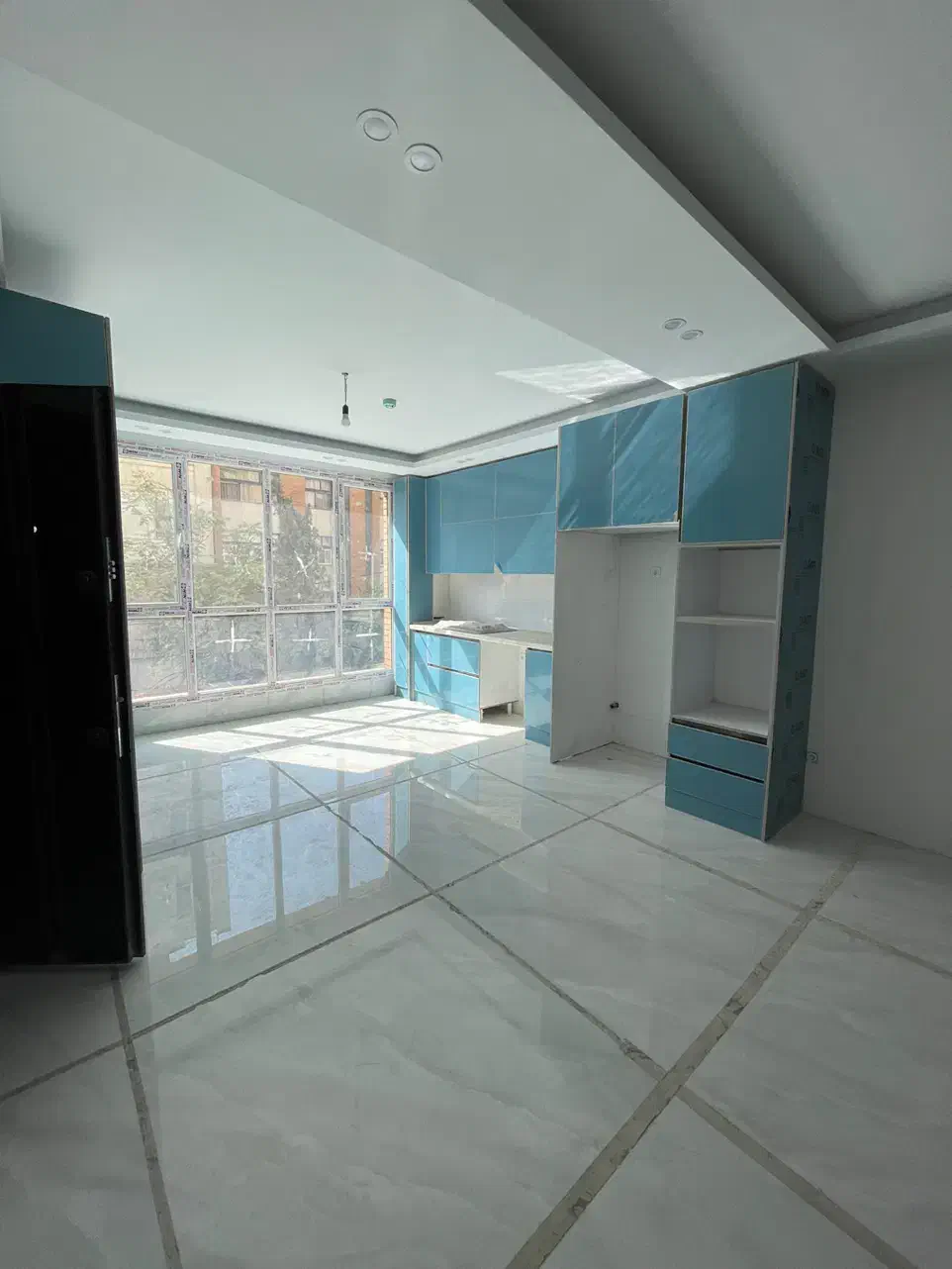 قائم مقام مشاهیر ۱۰۰ متر نوساز سوپر لوکس رهن کامل