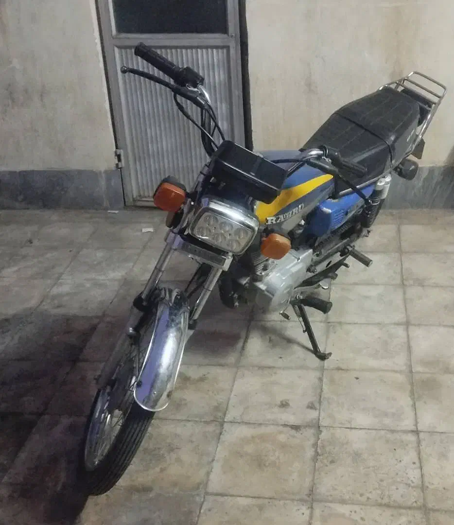 موتور رهرو مدل 98مدارک کامل|موتورسیکلت|شیراز, اصلاح‌نژاد|دیوار