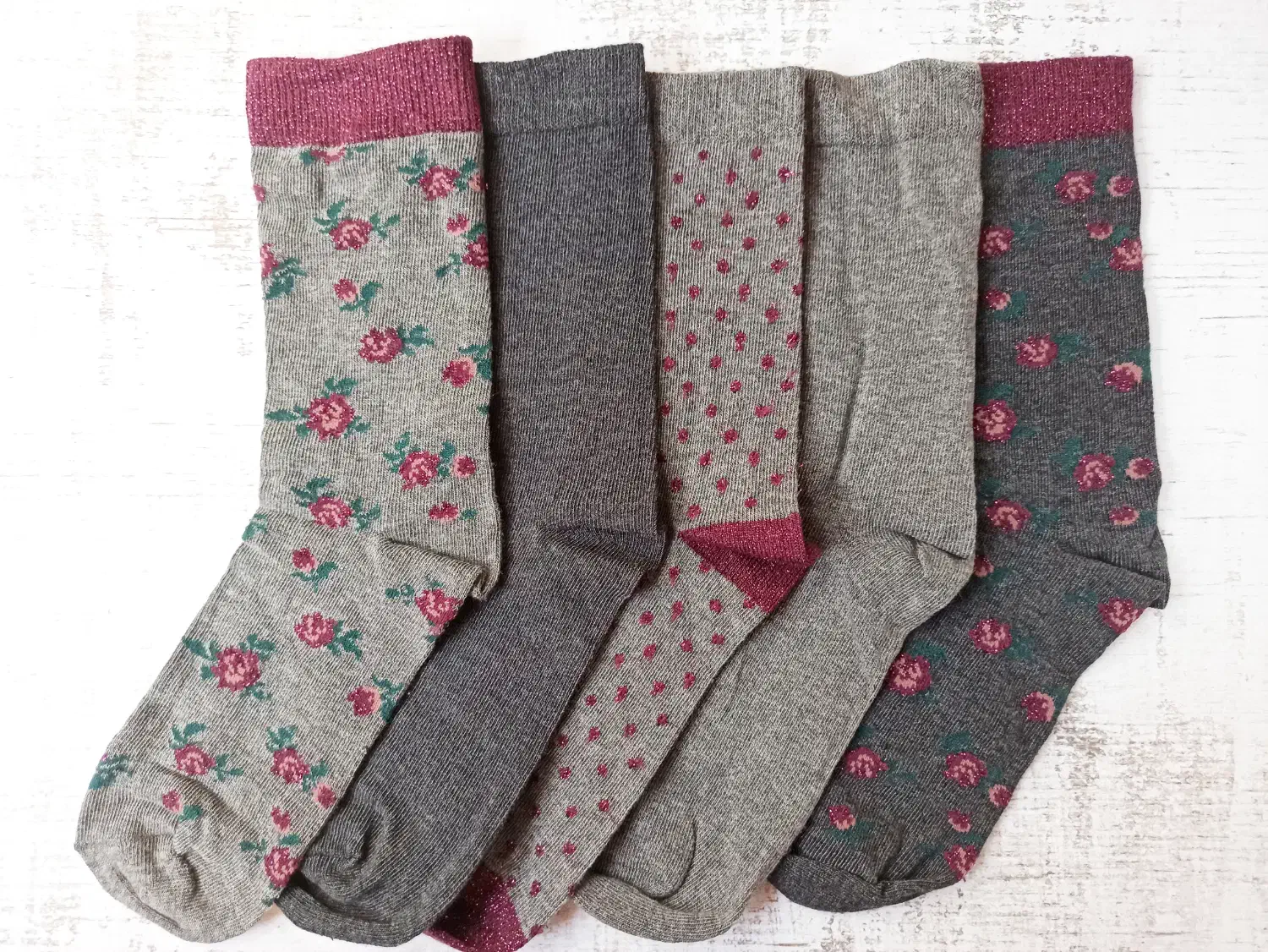 جوراب آلمانی جینا بنوتی|لباس|تهران, نیروی هوایی (پیروزی)|دیوار