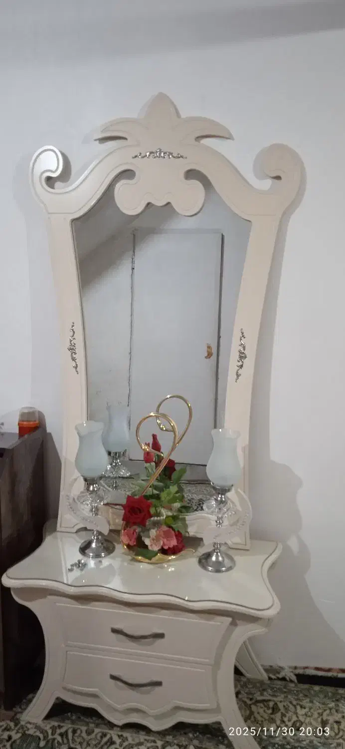 آیینه شمعدان،درحد نو|آینه|اردبیل, |دیوار