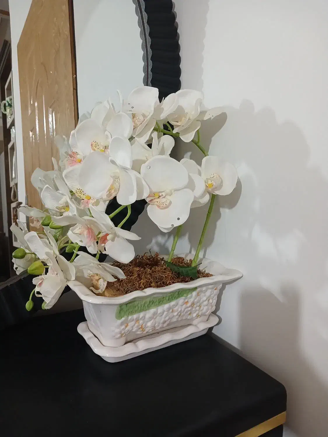 گل و گلدون|گل مصنوعی|چمستان, |دیوار