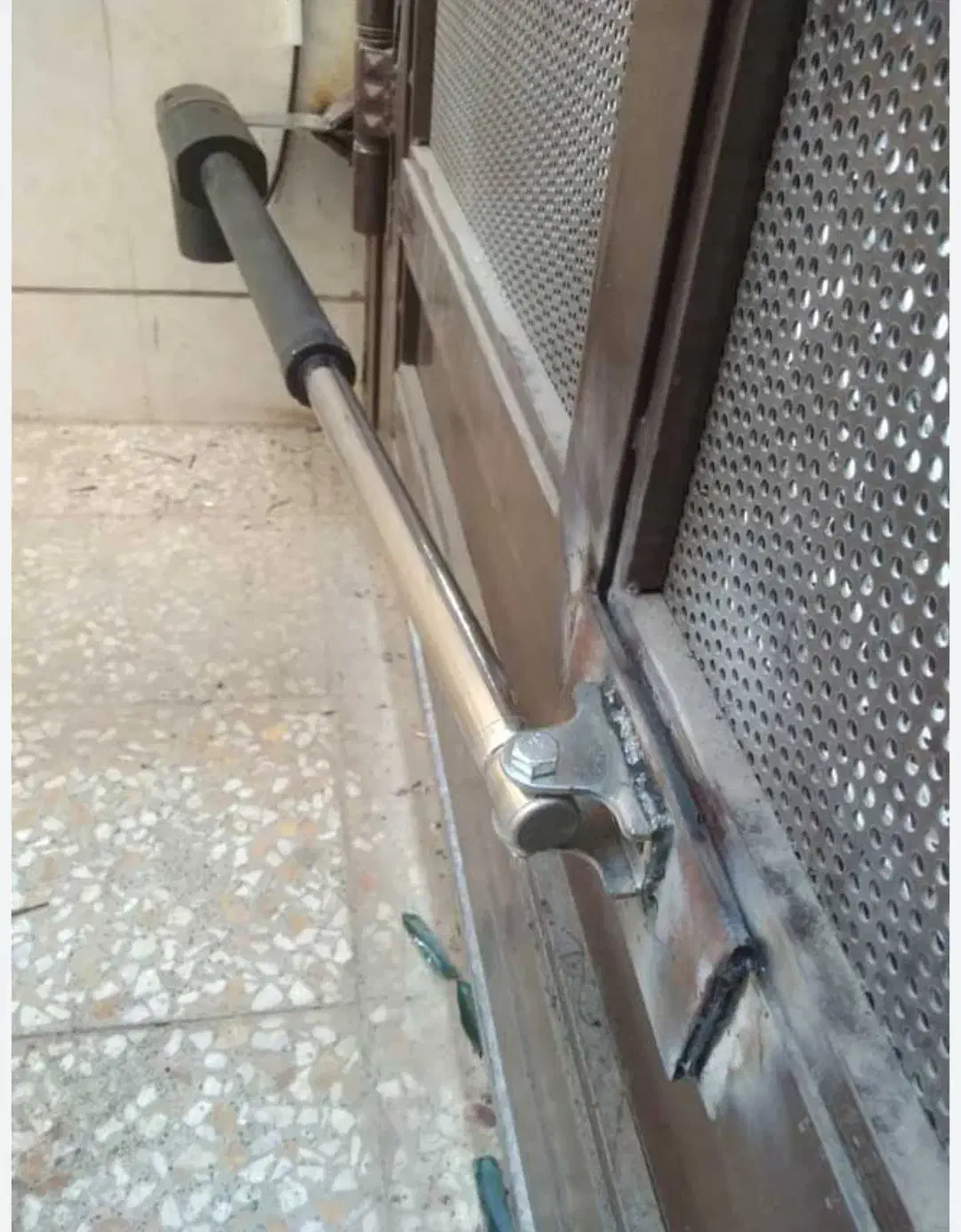 جک بازویی یا جک پارکینگی و سایبان برقی کالسکه ای|خدمات پیشه و مهارت|خرمآباد, |دیوار