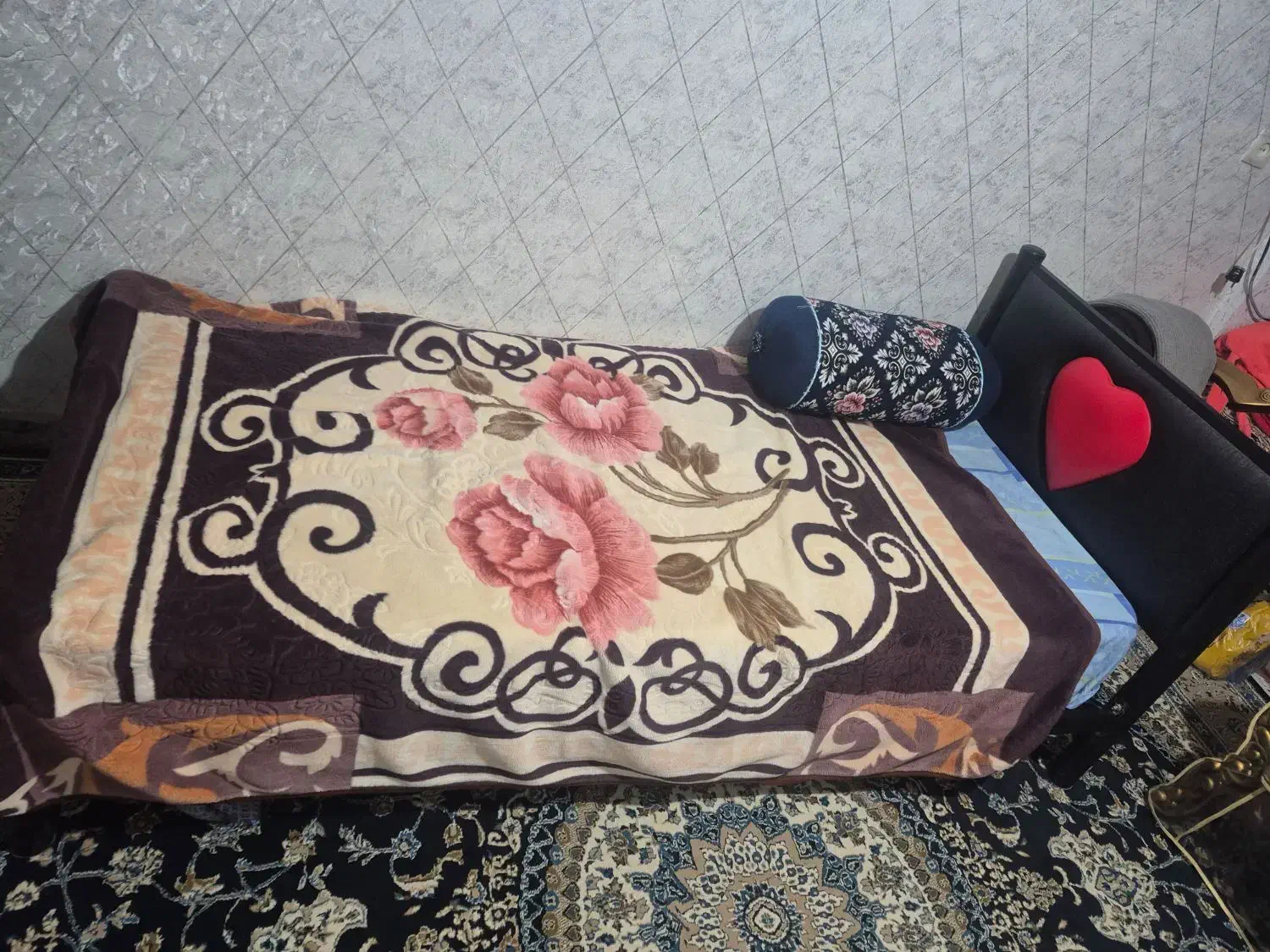 فروش تخت تک نفره با تشک|تخت و سرویس خواب|شهرکرد, |دیوار