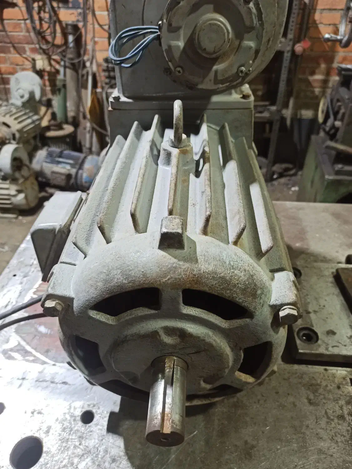 الکترو موتور|ماشین‌آلات صنعتی|رباط‌کریم, شهرک صنعتی زواره‌ای|دیوار