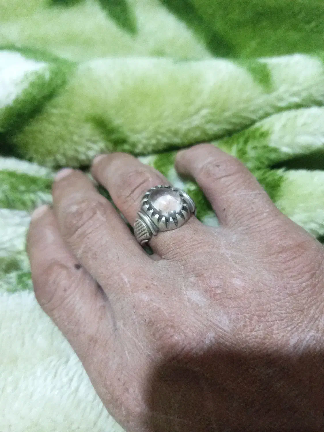 انگشتر دور نجف|جواهرات|بافت, |دیوار