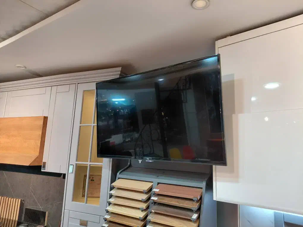 تلوزیون تی سی ال43|تلویزیون و پروژکتور|کرج, فاز ۴ مهرشهر|دیوار