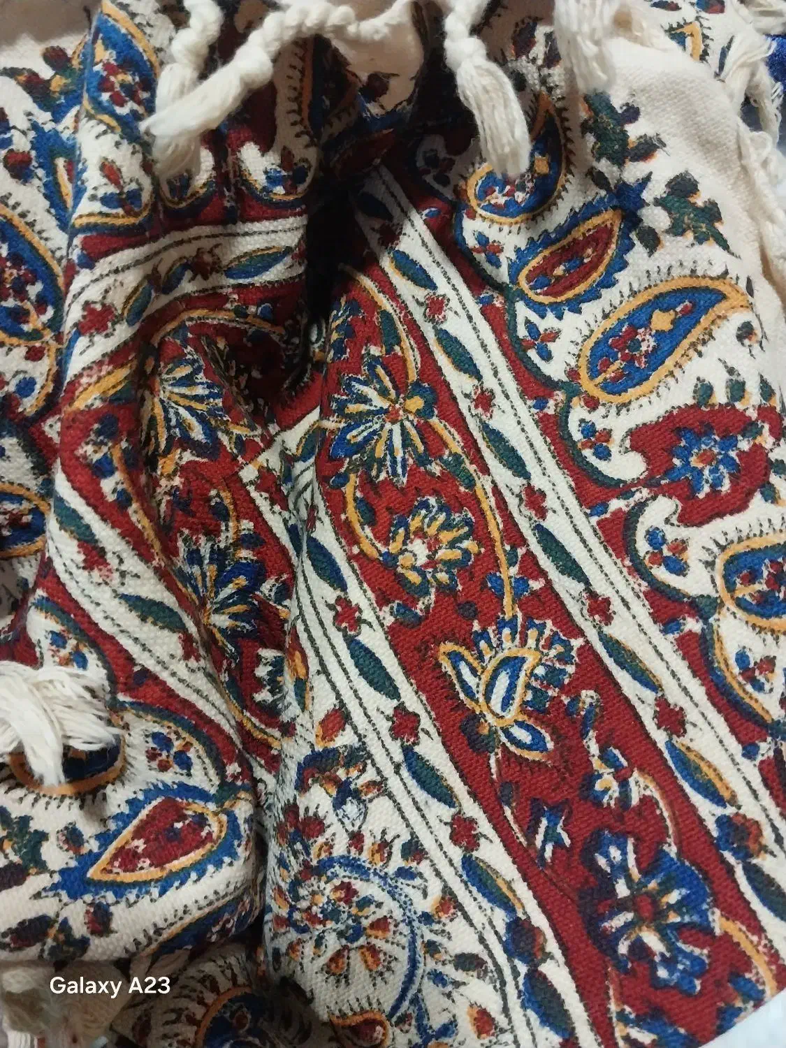 رومیزی سنتی اصفهان ۱در۱ متر نو|پرده، رانر، رومیزی|بندر انزلی, تهران|دیوار