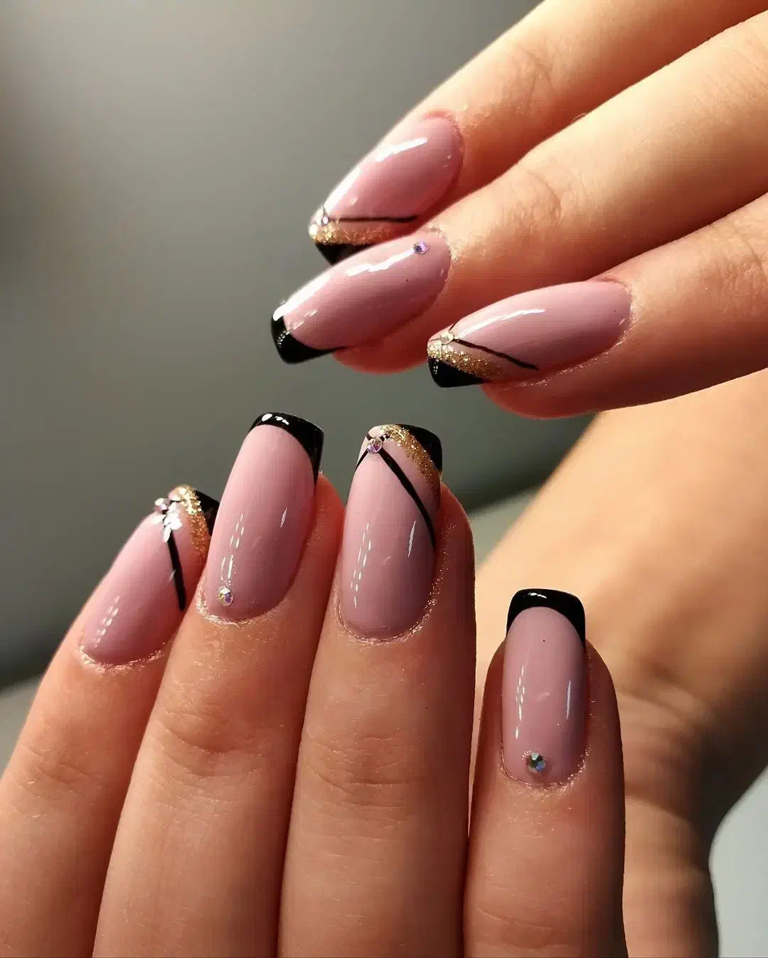 کاشت ناخن|خدمات آرایشگری و زیبایی|بندرعباس, |دیوار