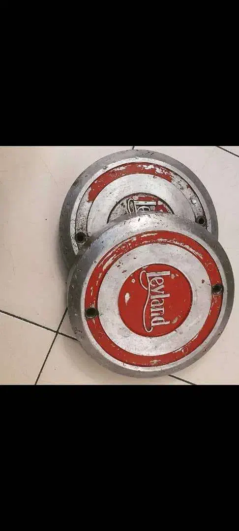 چراغ عطیقه لیلاند و لوازم بنز وشبرنگ|قطعات یدکی و لوازم جانبی|همدان, |دیوار