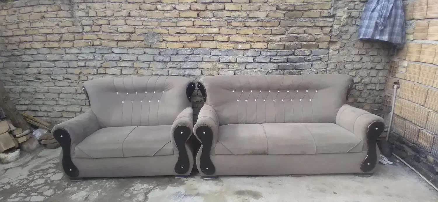 ۳عدد مبل|مبلمان خانگی و میز عسلی|سرخنکلاته, |دیوار