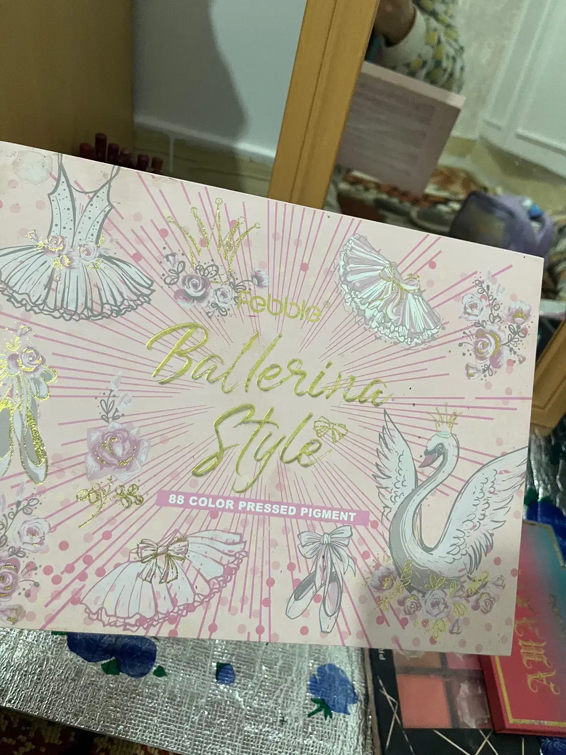 پالت سایه میکاپ فبل ۸۸ رنگ گلیتر سایه شاین مات|آرایشی، بهداشتی، درمانی|فردیس, شهرک شهید حسینی|دیوار