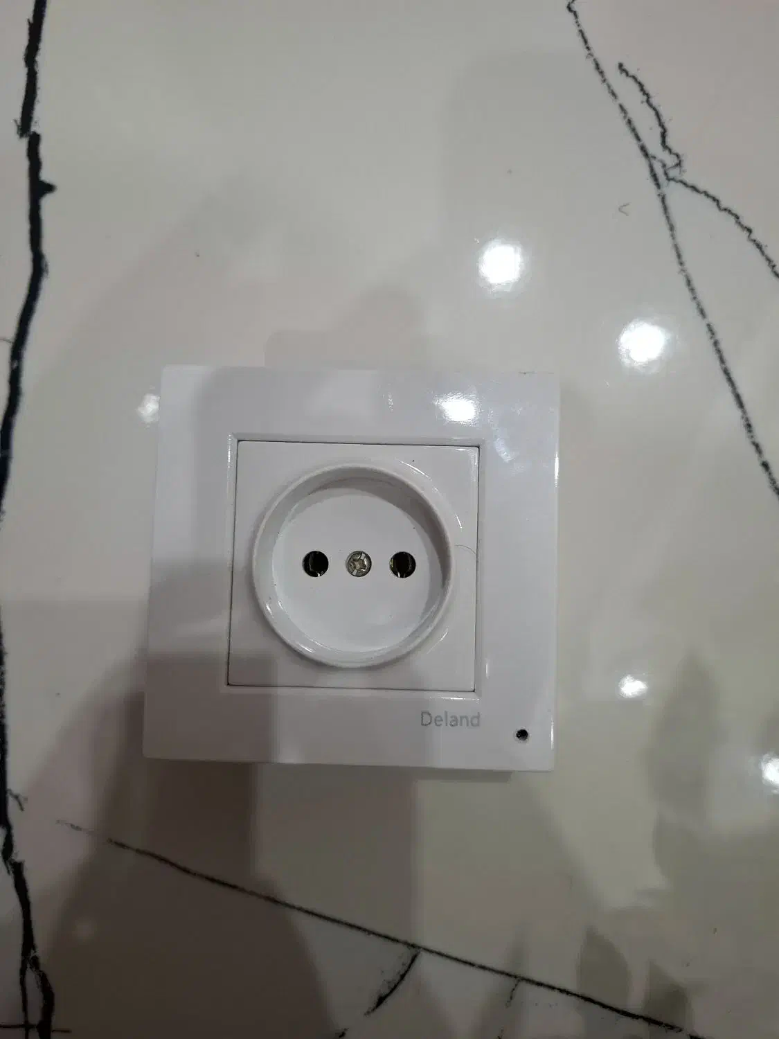 پریز دوربین دار|دوربین مداربسته|تهران, تختی|دیوار