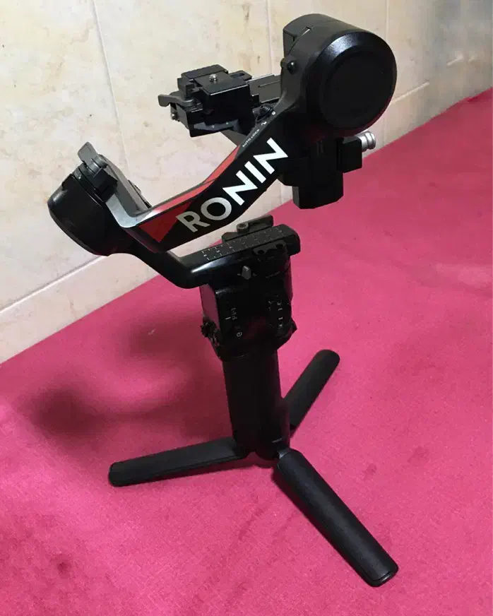 گیمبال  DJI Ronin RS4 نو با گارانتی|دوربین عکاسی و فیلم‌برداری|بابل, |دیوار
