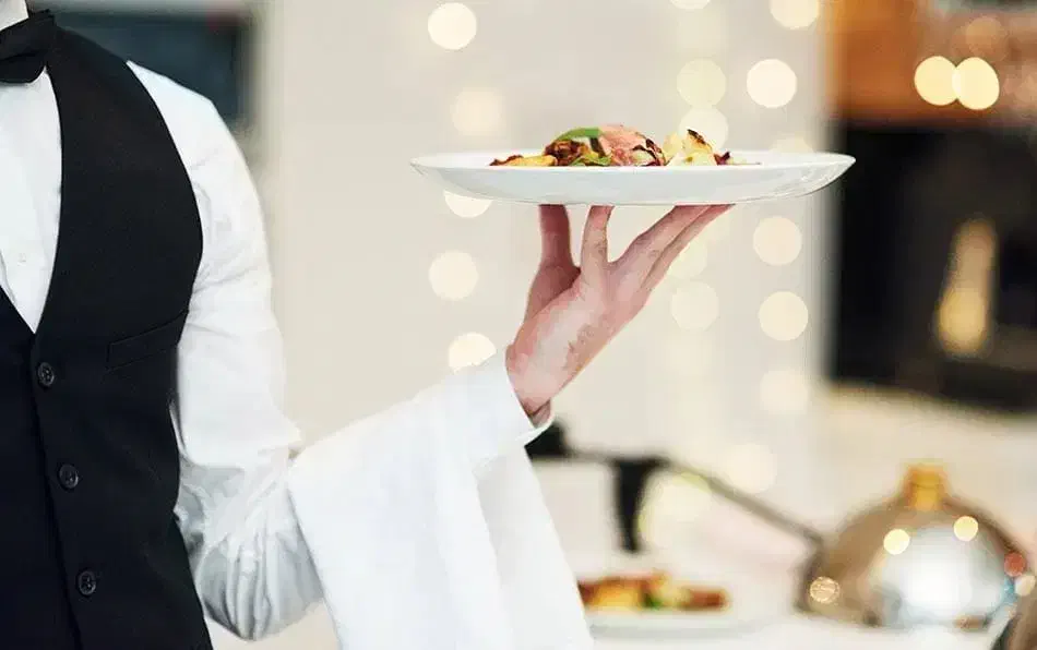 کار رستورانی|استخدام خدمات فروشگاه و رستوران|خوی, |دیوار