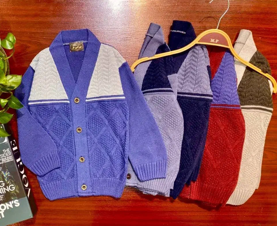 بافندگی تهرانی فر- بافت ژاکتی دکمه دار|کفش و لباس بچه|مشهد, هفده شهریور|دیوار