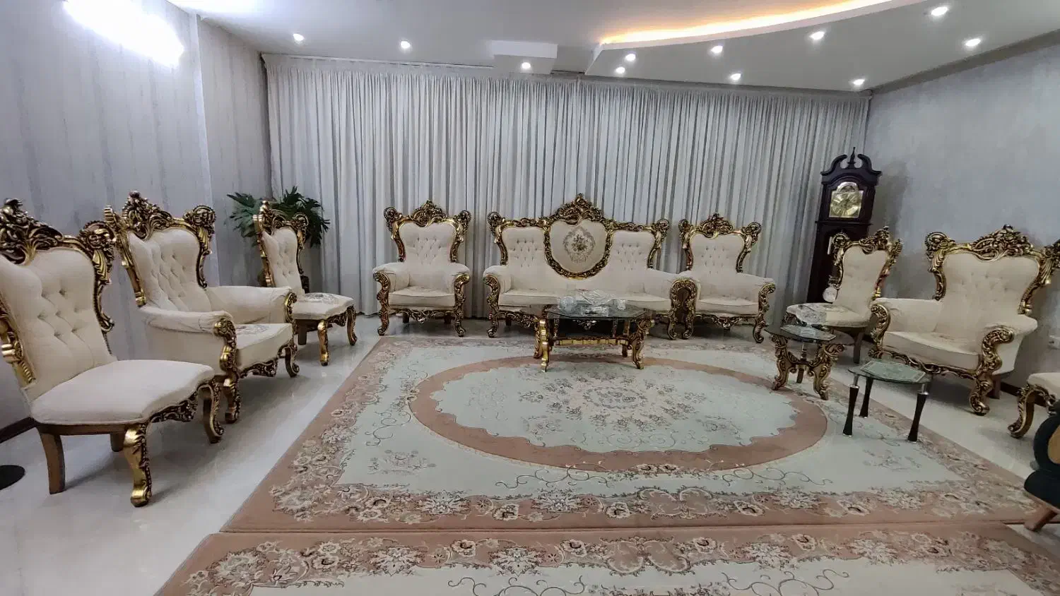 مبلمان سلطنتی|مبلمان خانگی و میز عسلی|مشهد, چهارچشمه|دیوار