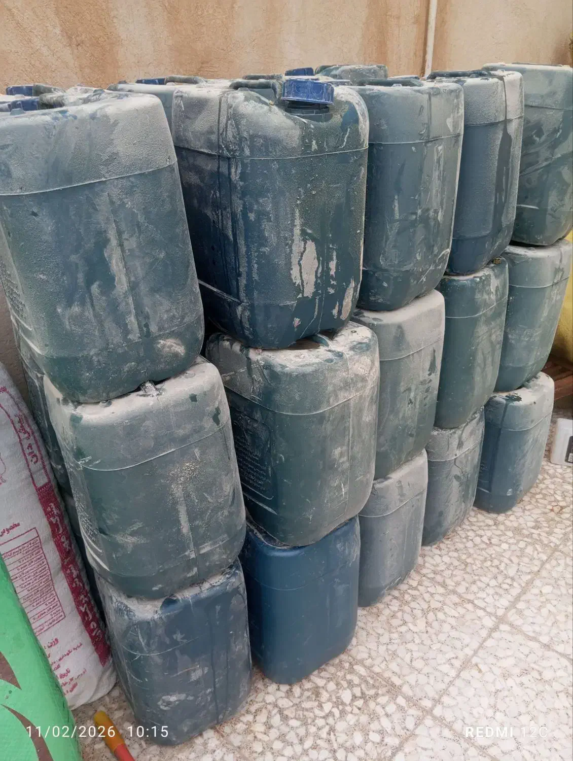 بشکه اب|ظروف نگهدارنده، پلاستیکی، یک‌بارمصرف|شوشتر, |دیوار