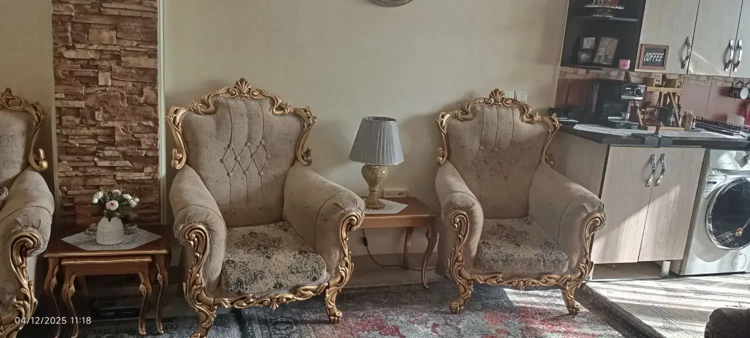 مبلمان ۷ نفره با جلو مبلی بزرگ و کوچک|مبلمان خانگی و میز عسلی|تهران, جوادیه|دیوار