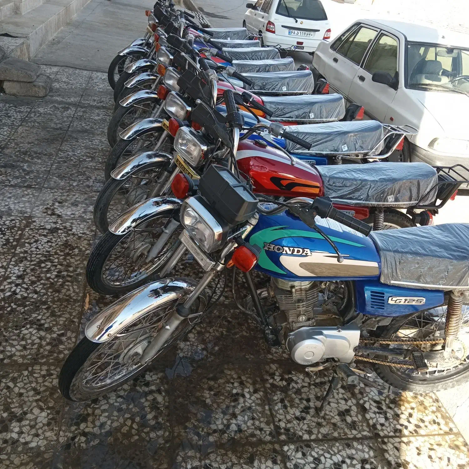 مزایده. هندا. ۱۲۵|موتورسیکلت|شیراز, داریون|دیوار