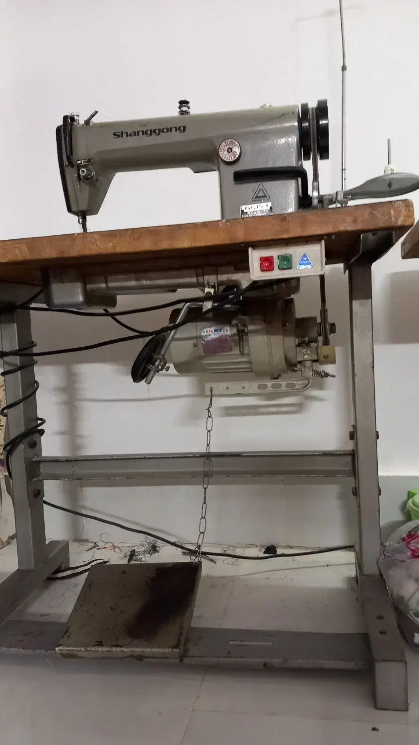 چرخ خیاطی راسته دوزصنعتی|چرخ خیاطی و ریسندگی|گلبهار, نوبهار|دیوار