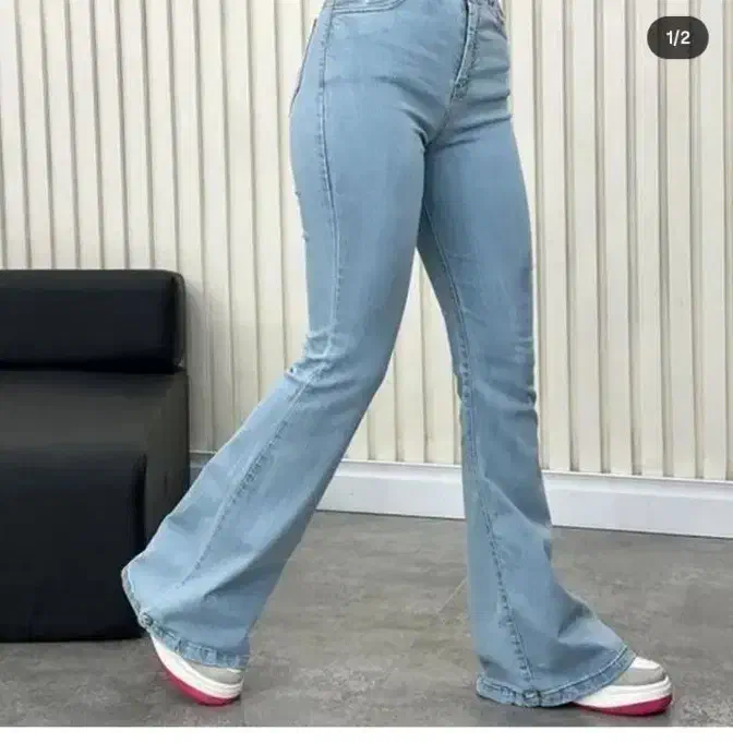 شلوار جین بوتکات|لباس|قم, لسانی|دیوار