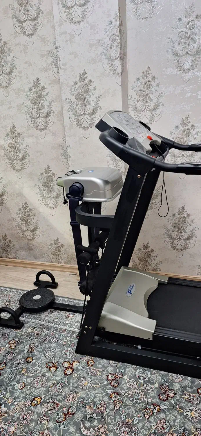 تردمیل توربو ۲۴۰۰ تایوان|تجهیزات ورزشی|اردبیل, |دیوار