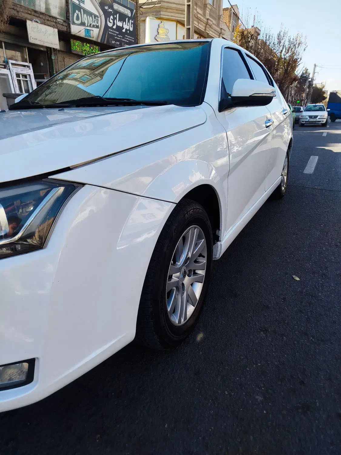 دنا پلاس ef7+mt مدل 1400|خودرو سواری و وانت|باقرشهر, |دیوار