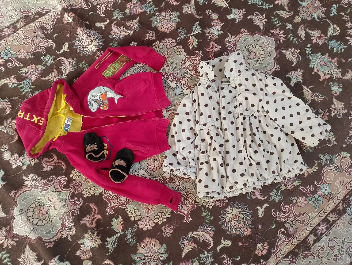 لباس بچه گانه|کفش و لباس بچه|خسروشاه, |دیوار