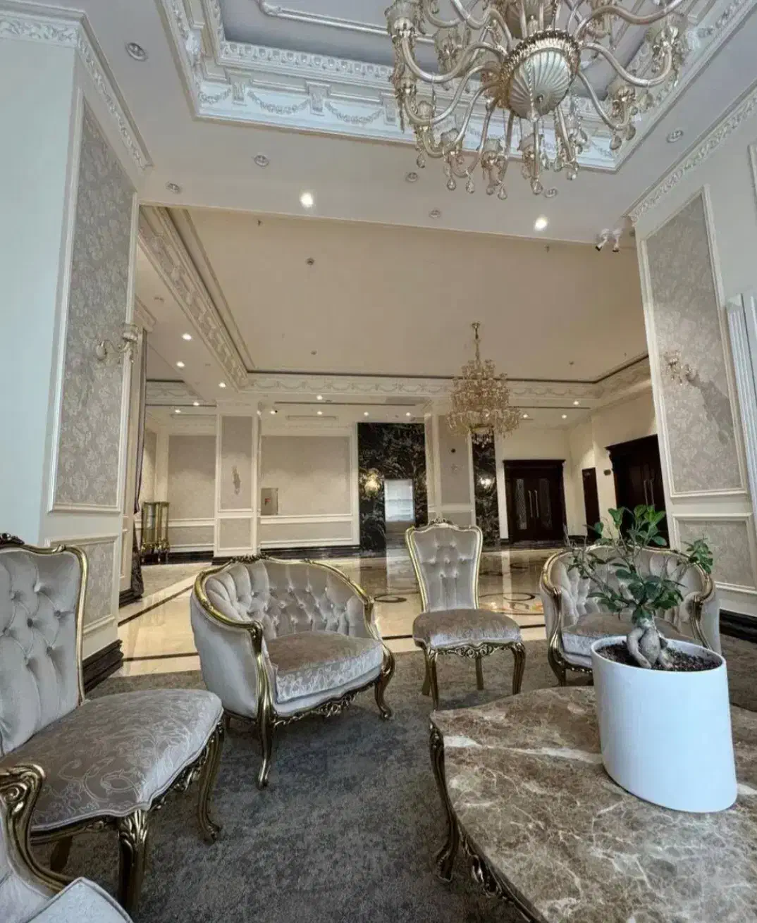 اجاره آپارتمان ۳۰۰ متر برج اصیل نشین|اجارهٔ آپارتمان|تهران, کامرانیه|دیوار