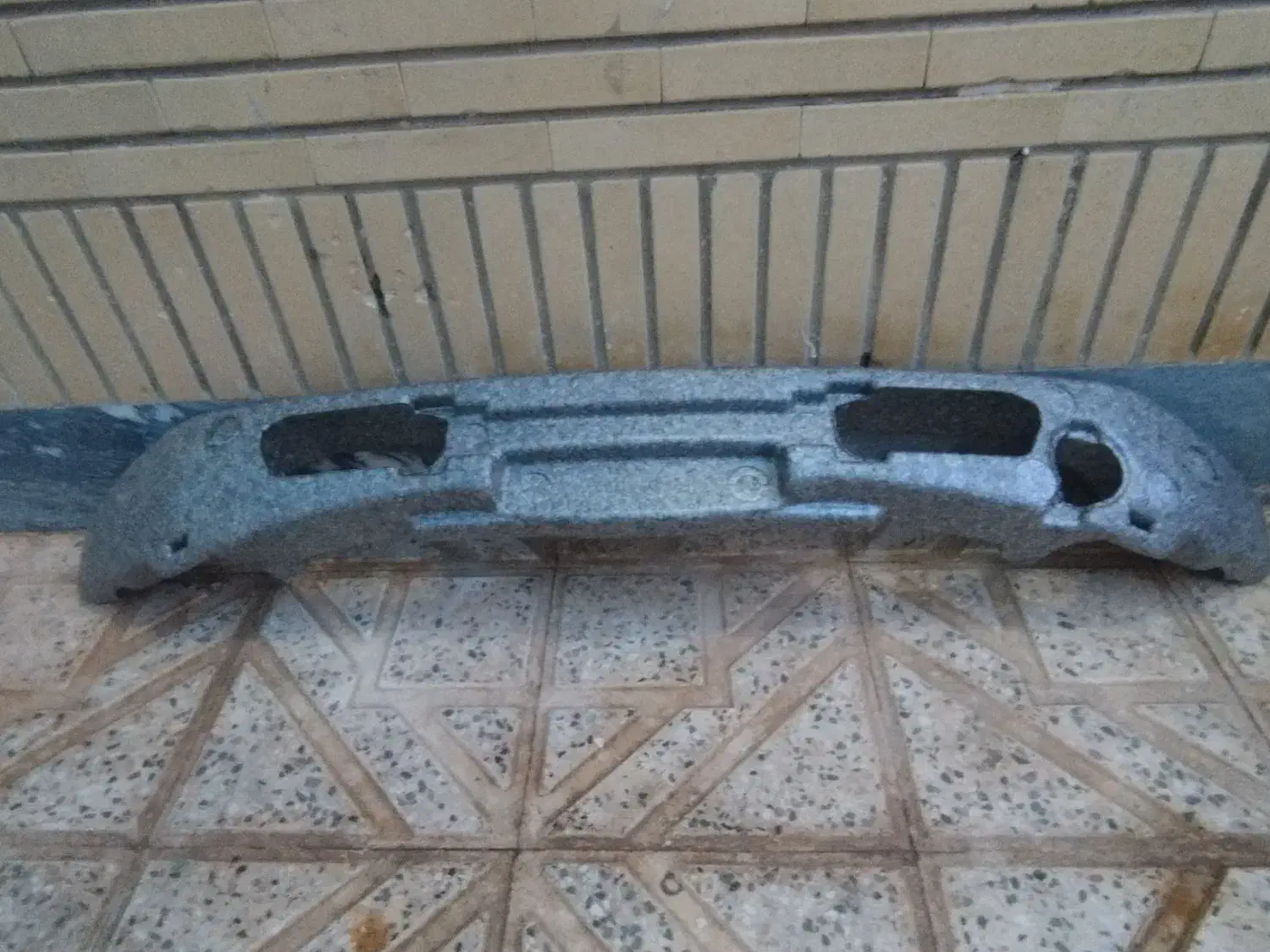 فروش یک عدد فوم سپر جلو کیا آپتیما اصلی جنیون|قطعات یدکی و لوازم جانبی|شاهین‌شهر, شهرک گلدیس|دیوار