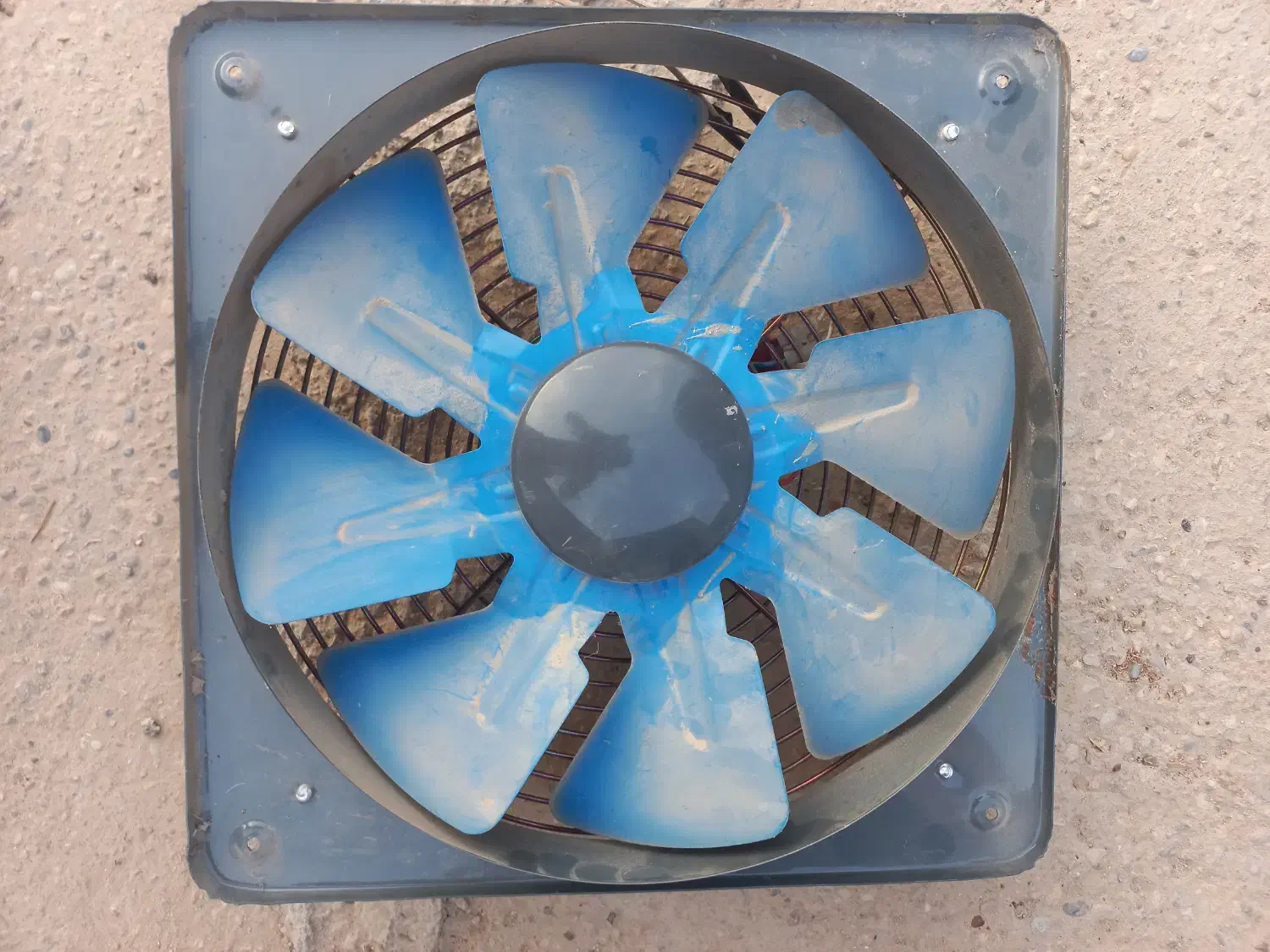 فن و هواکش و دمنده|پنکه و تصفیه‌کنندهٔ هوا|وحدتیه, |دیوار