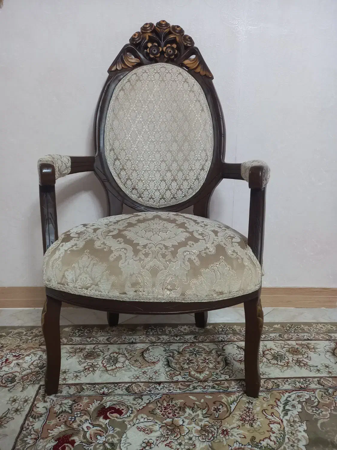 دو عدد مبل یک نفره|مبلمان خانگی و میز عسلی|پیشوا, |دیوار