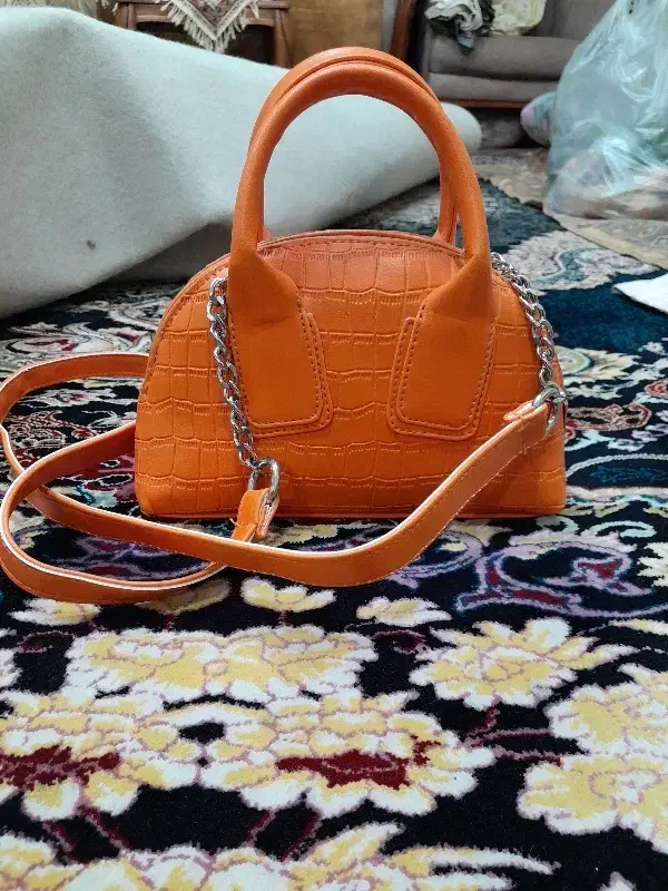 کیف بیرونی|کیف، کفش، کمربند|اهواز, کوی جانبازان(دانش)|دیوار