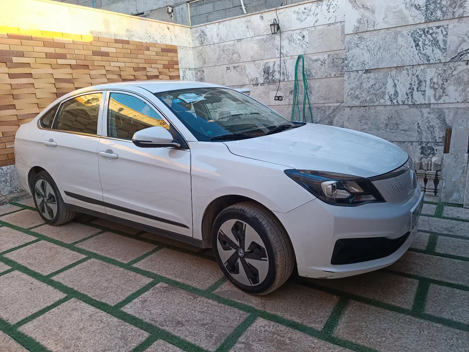 اجاره با راننده جهت ارگانهای دولتی|خودرو اجاره‌ای|کرمان, |دیوار