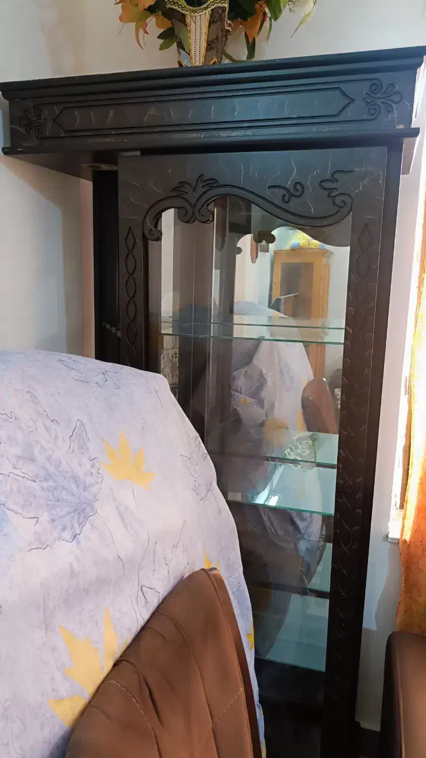 ویترین سالم و در حد نو|مبلمان خانگی و میز عسلی|لاهیجان, یوسف آباد|دیوار