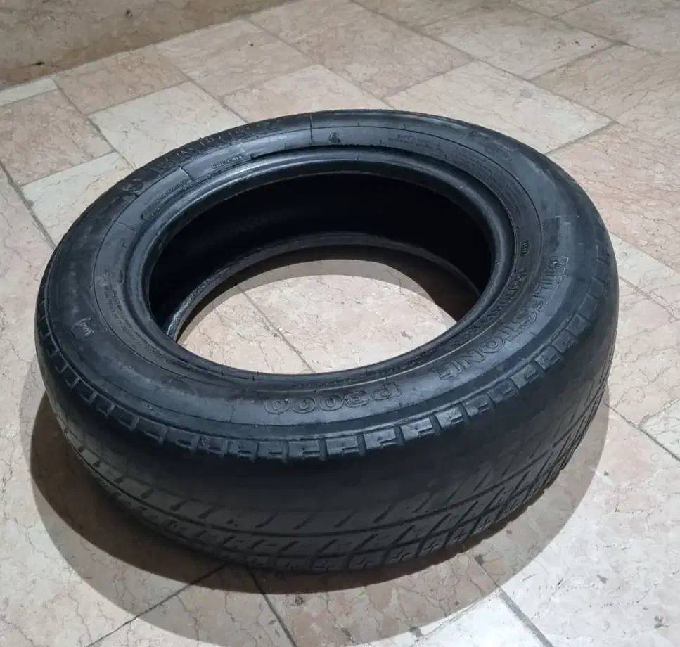 ۱جفت رینگ ولاستیک پرایدو۱جفت چراغ جلو  و..|قطعات یدکی و لوازم جانبی|اندیشه, اندیشه فاز ۱|دیوار