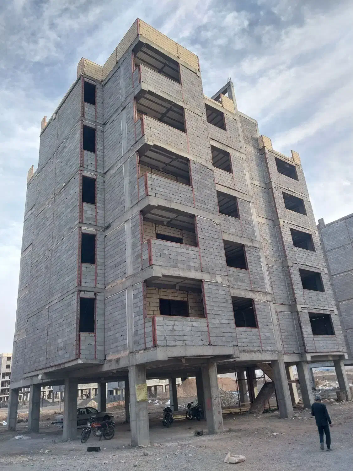 کاشی کار و سنگ کار|استخدام معماری، عمران و ساختمانی|قم, مسکن مهر|دیوار