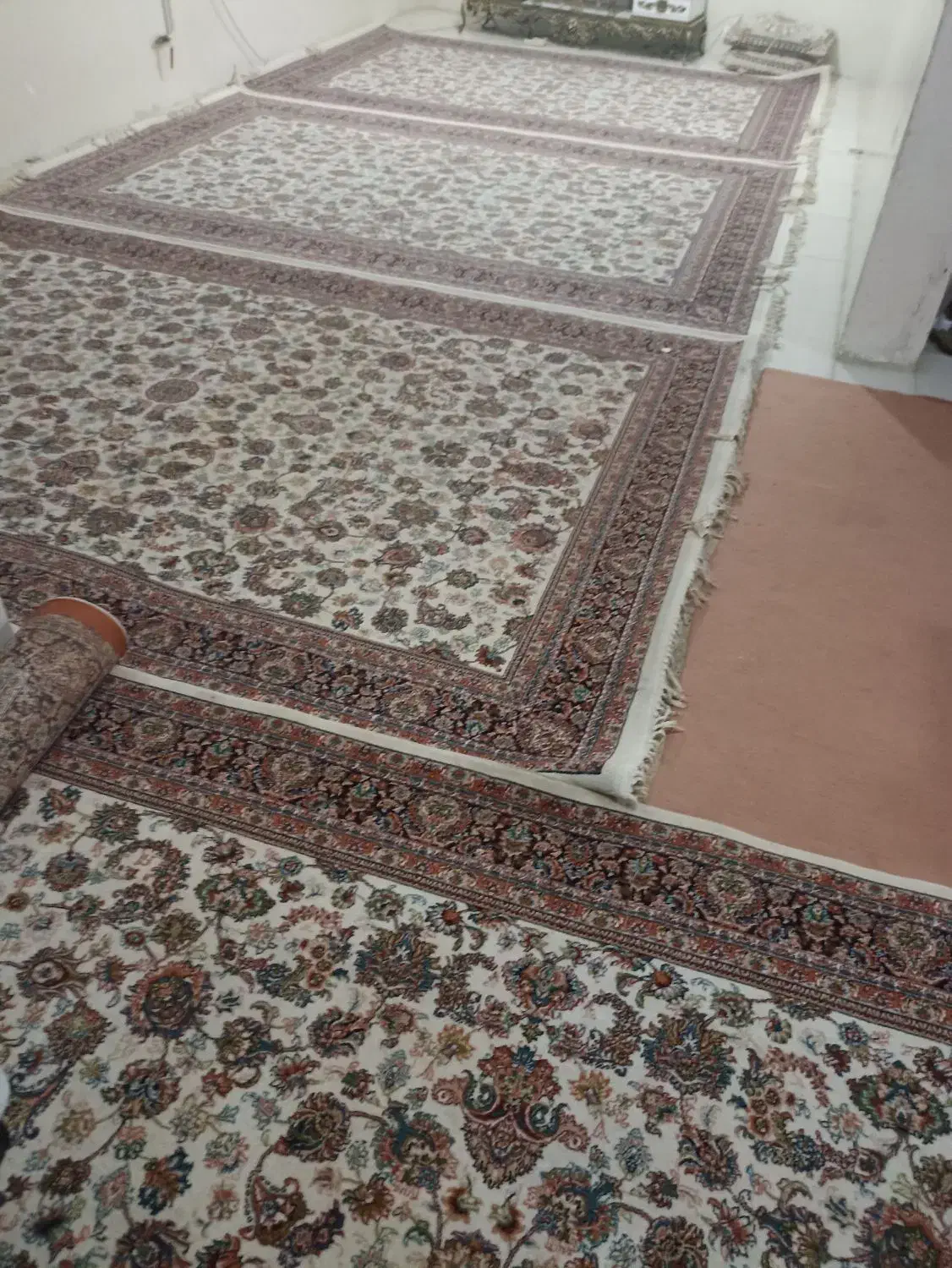 چهارتا فرش ۶متری یک رنگ دونه ای 6 پانصد|فرش|نورآباد, |دیوار