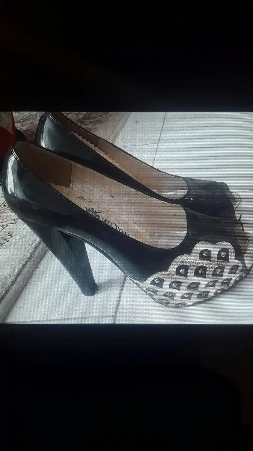 کفش مجلسی|لباس|فردیس, قریشی|دیوار