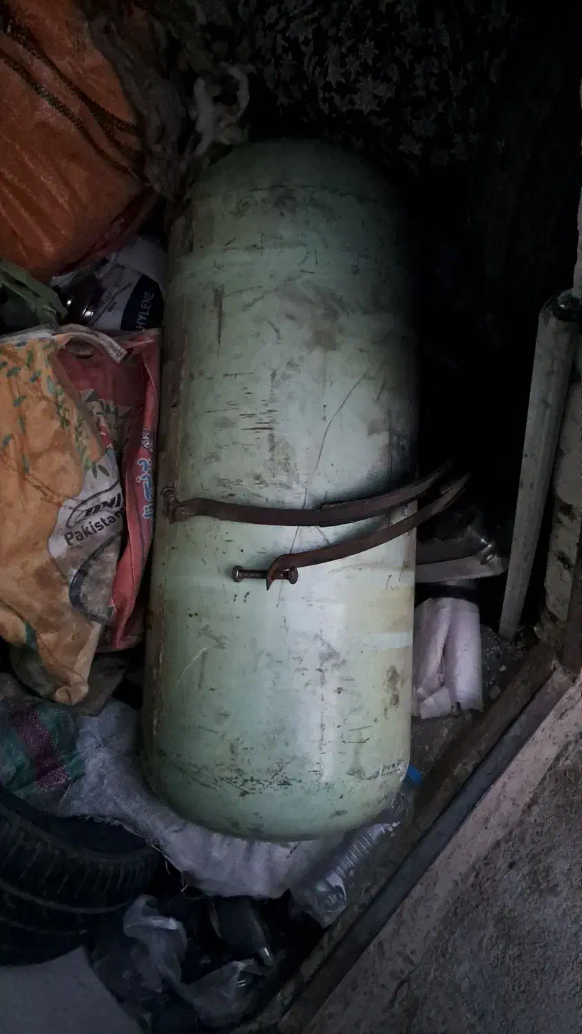 کپسول سه سال تاریخ داره قیمت چهار میلیون 4000000|قطعات یدکی و لوازم جانبی|رضویه, |دیوار