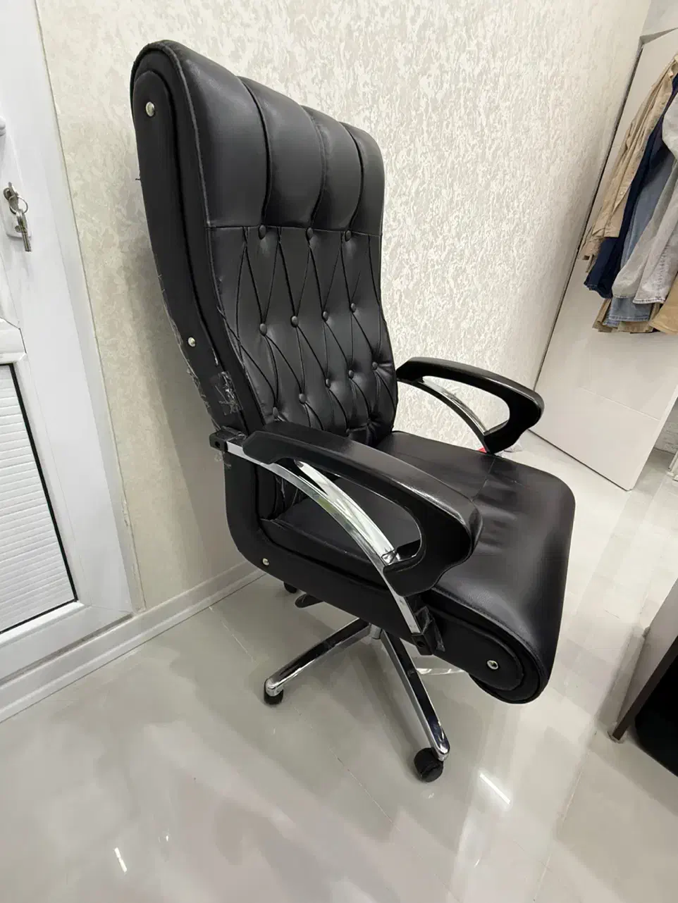 صندلی مدیریتی دو اهرمه|صندلی و نیمکت|بندر کنگان, |دیوار