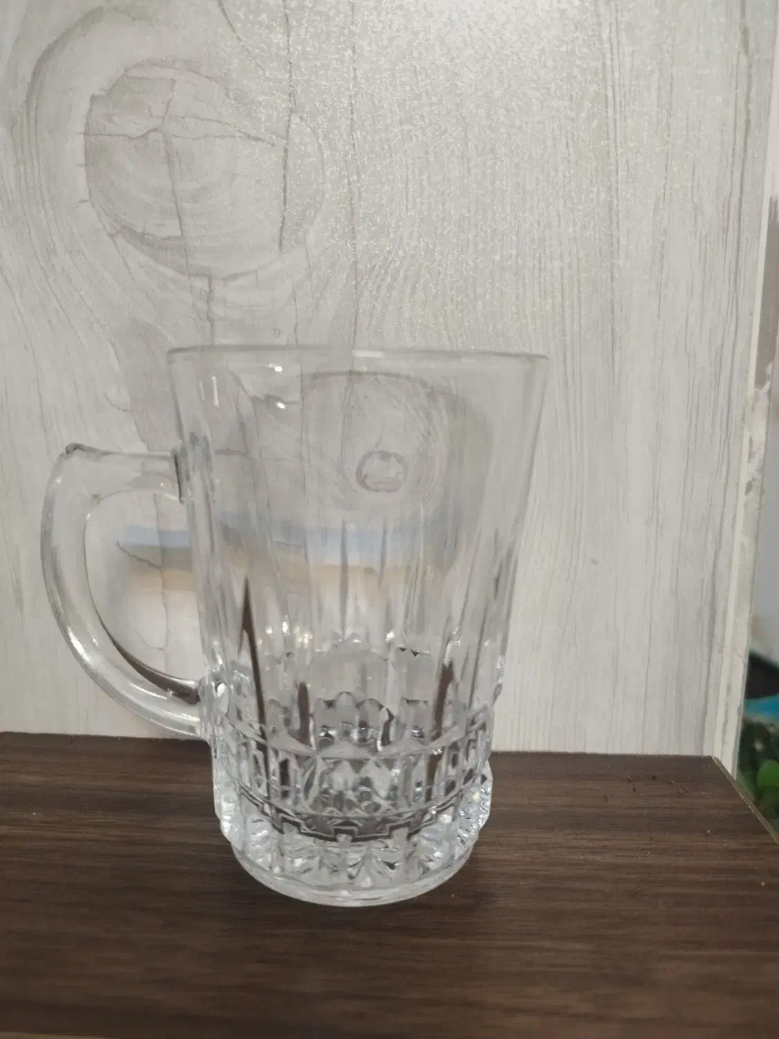 لیوان امپراطور اصل لومینارک|ظروف سرو و پذیرایی|کرج, کوی امامیه|دیوار