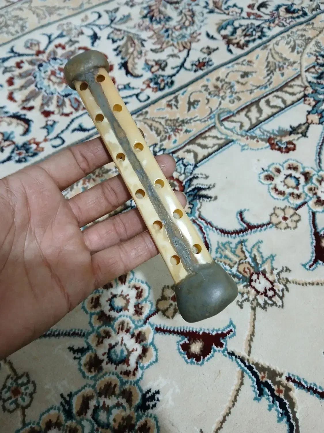 سلام دوزله استخوان از جنس بال کرکس|سازهای سنتی|دالاهو, |دیوار