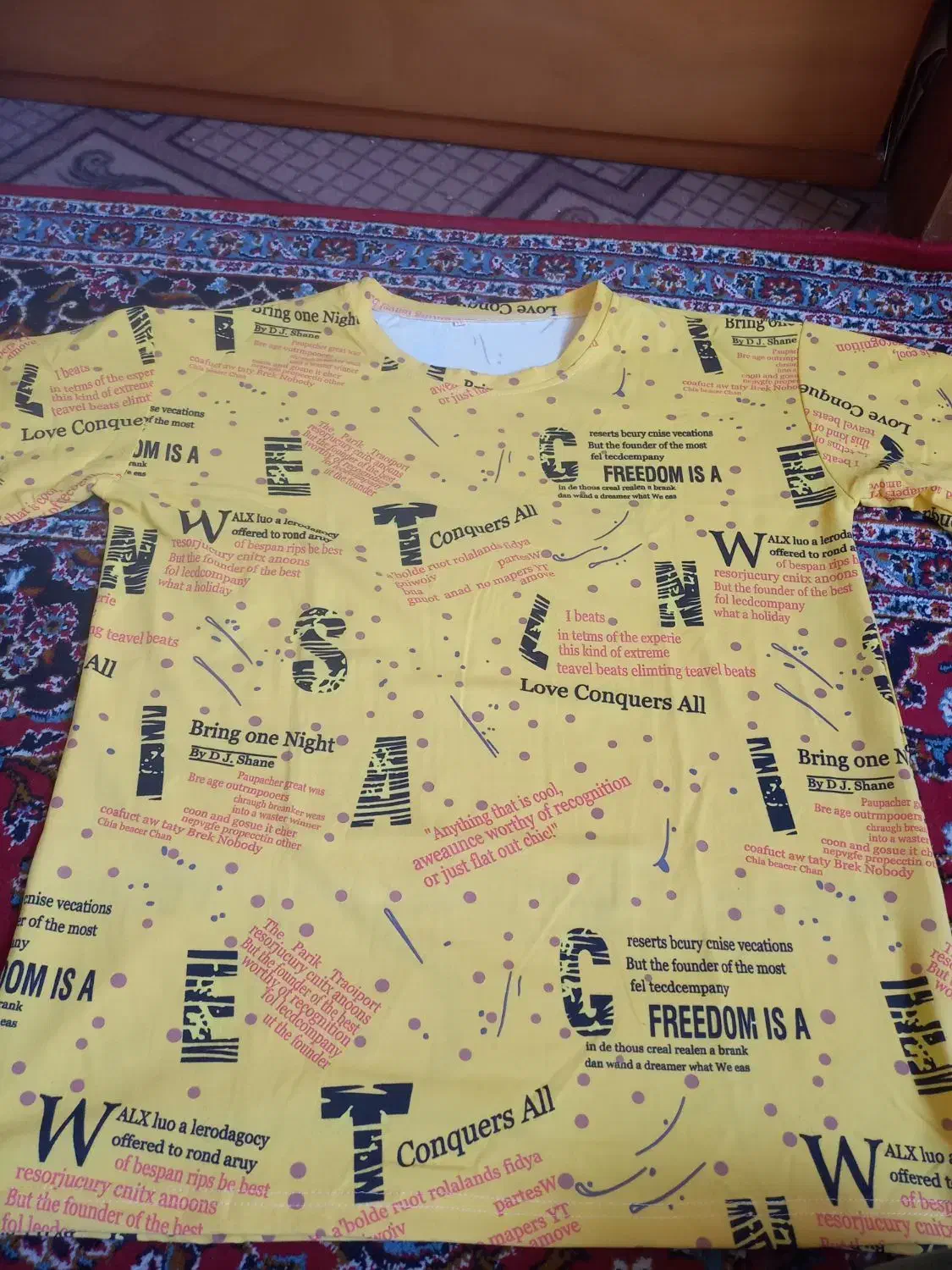 فروش چند لباس|لباس|صدرا-فارس, فاز ۲|دیوار