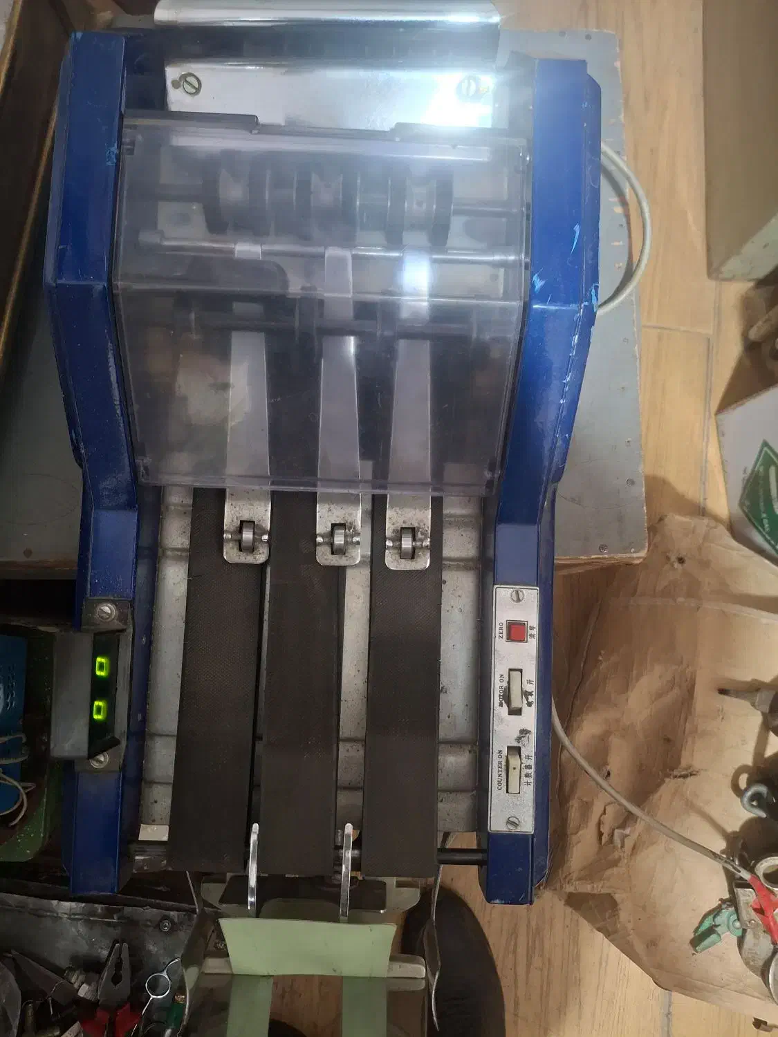 دستگاه پول شمار|کلکسیون اشیاء عتیقه|کرمان, |دیوار