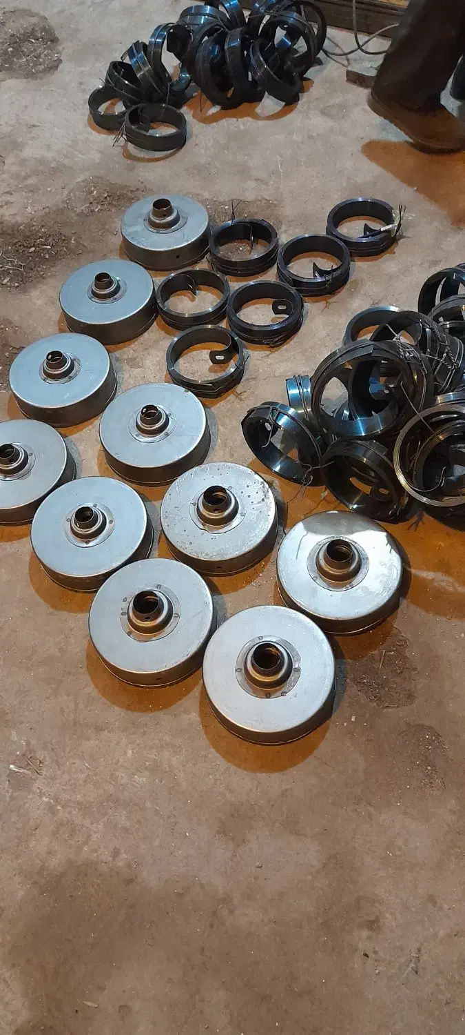 کرکره ورقی دستی سنتی گالوانیزه قدیمی|مصالح و تجهیزات ساختمان|قم, شاه ابراهیم|دیوار