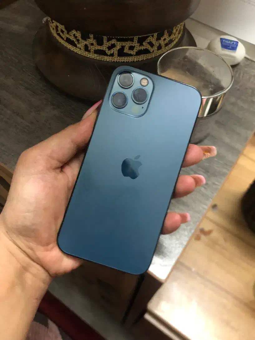 ۱۲ پرو ۲۵۶ za|موبایل|اصفهان, بهارستان|دیوار