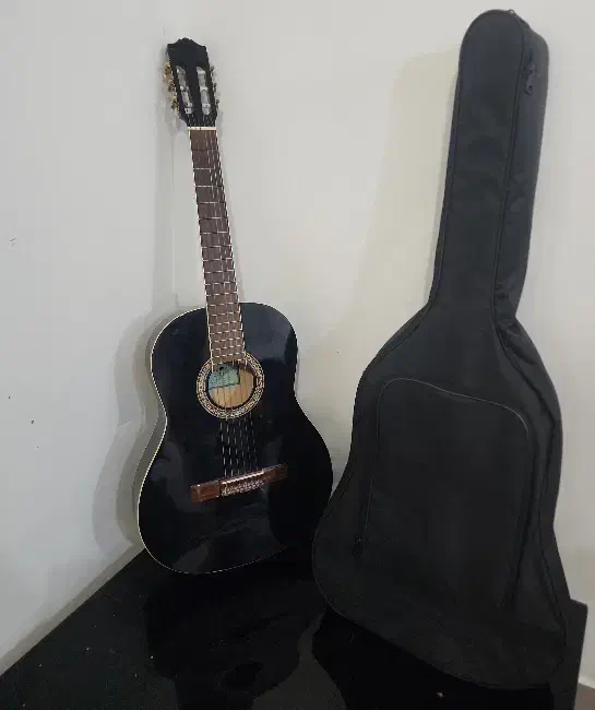 فروش گیتار|گیتار، بیس، امپلیفایر|مهر, |دیوار