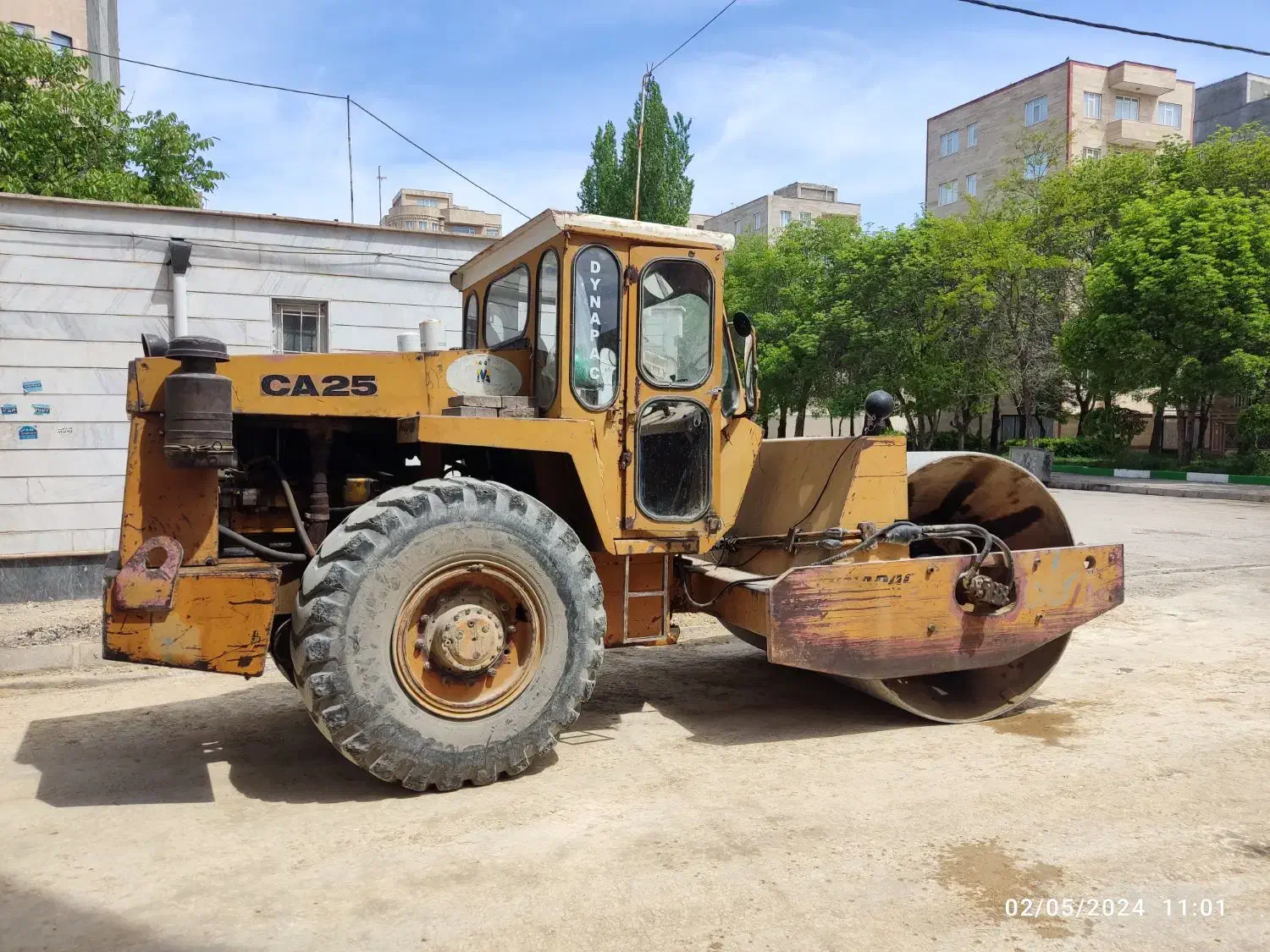 اجاره روزانه غلطک راهسازی ( غلتک قلطک قلتک )|خدمات حمل و نقل|اردبیل, |دیوار