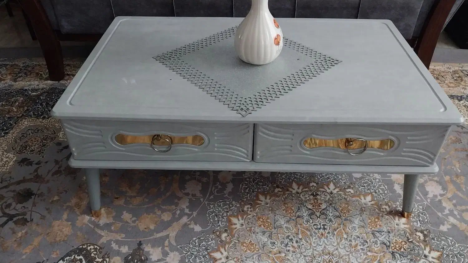 جلومبلی و عسلی|مبلمان خانگی و میز عسلی|رشت, کوی فکوری|دیوار